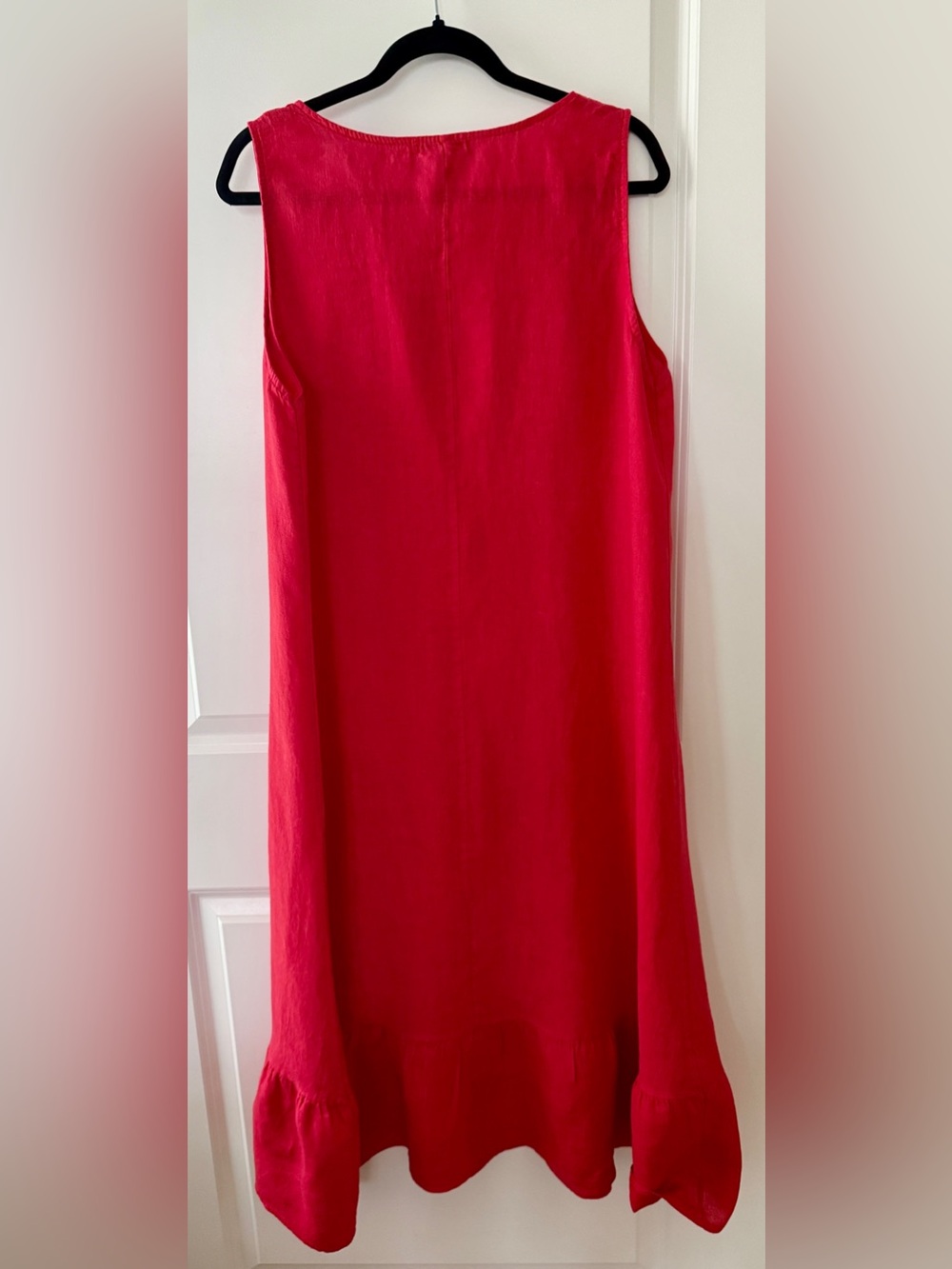 Classic Sleeveless Midi Dress in Bright Red - Picture 2 of 4